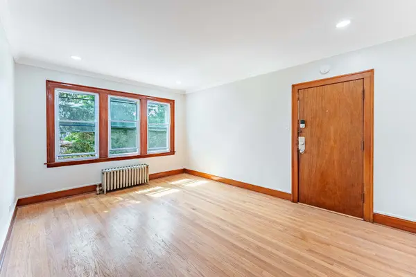 2551 N Lockwood AVE #B3, Chicago, IL 60639