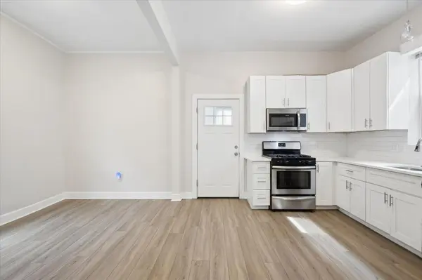 2909 N Ridgeway AVE #2, Chicago, IL 60618