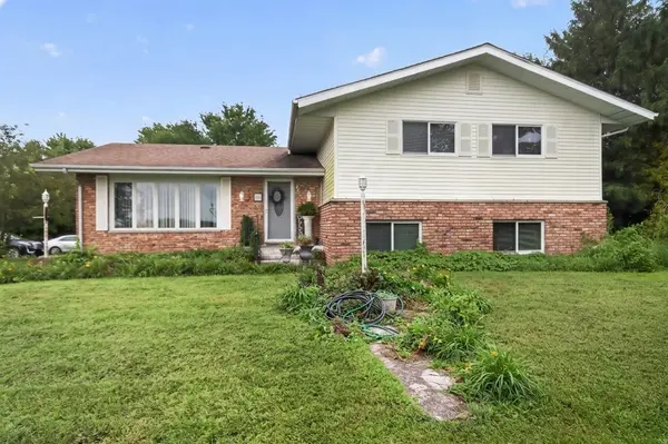 7060 Jacobs RD, Macon, IL 62544