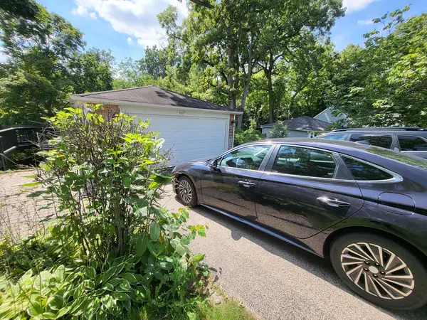 21317 W Shady LN, Lake Zurich, IL 60047