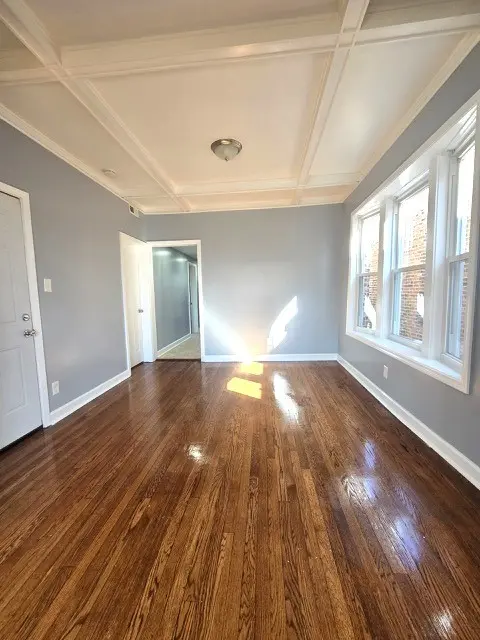 7443 S Dante AVE, Chicago, IL 60619