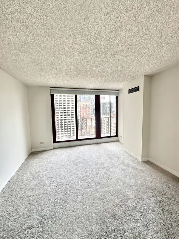 200 N Dearborn ST #2005, Chicago, IL 60601