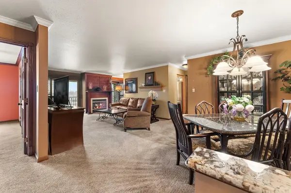 8220 Harrison AVE #408, Munster, IN 46321