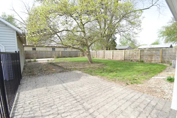 135 N Rachel ST, Rensselaer, IN 47978