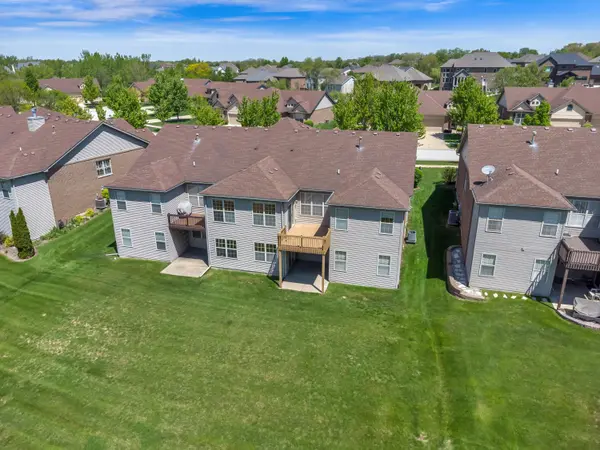 10015 Prairie Knoll CT, St. John, IN 46373