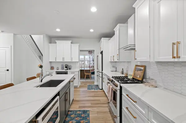 9765 Beacon Pointe LN, Cedar Lake, IN 46303