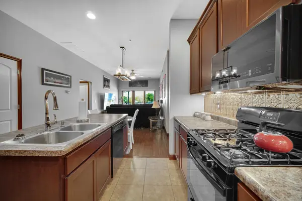 123 N Main ST #301, Crown Point, IN 46307