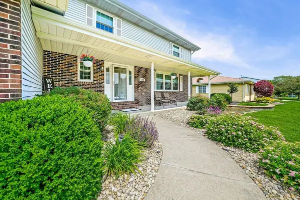 1200 Seminole DR, Crown Point, IN 46307