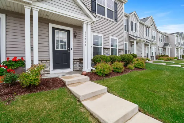 10425 Freedom WAY, Cedar Lake, IN 46303