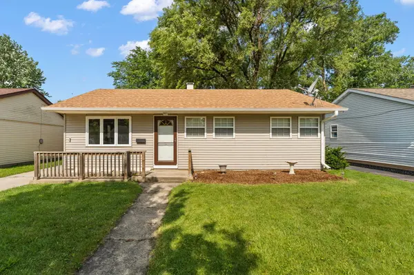 8124 Sycamore AVE, Highland, IN 46322