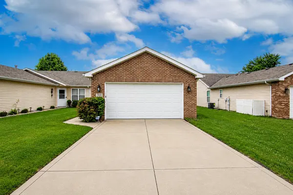 707 W 77th Avenue, Merrillville, IN 46410