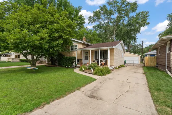 409 N Glenwood Drive, Griffith, IN 46319
