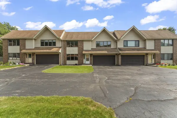 2111 Dorchester LN #B, Schererville, IN 46375