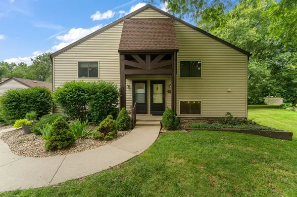 1253 Millpond RD, Valparaiso, IN 46385