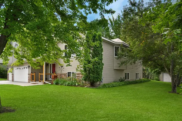 826 3rd ST N, Sartell, MN 56377