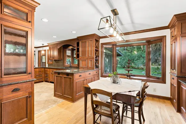 9890 161st ST W, Lakeville, MN 55044