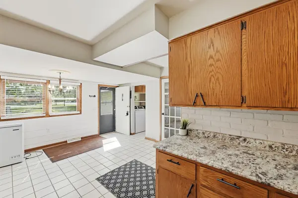 420 1st ST NE, Avon, MN 56310