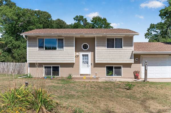 8571 240th AVE NE, Stacy, MN 55079