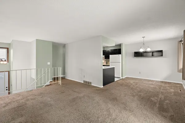 408 Pleasant DR, Hastings, MN 55033