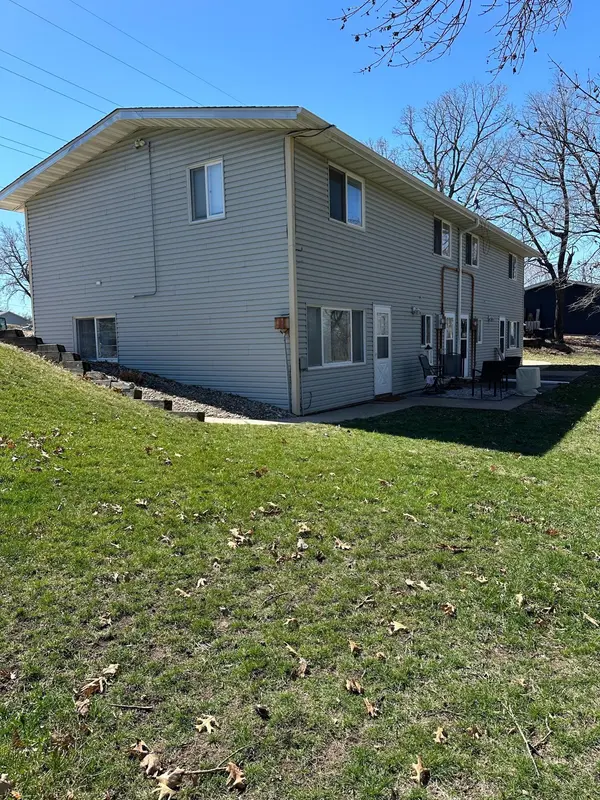 520 W State ST, Belle Plaine, MN 56011