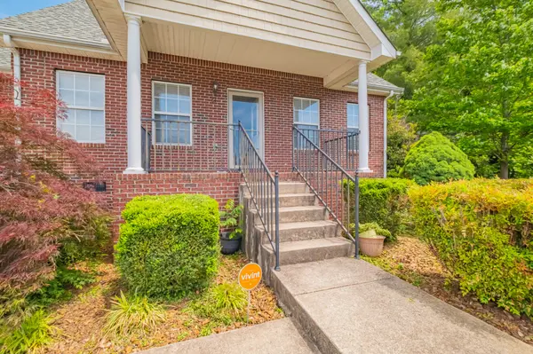 61 Brookfield Cir, Winchester, TN 37398