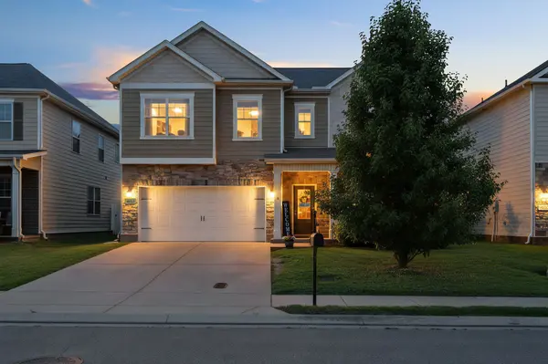 4063 Cannonsgate Ln, Murfreesboro, TN 37128