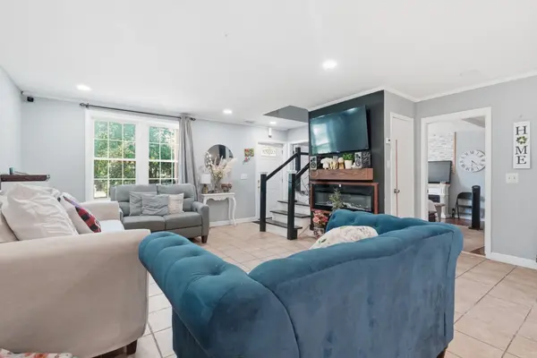 105 Aloha Ct, Hermitage, TN 37076