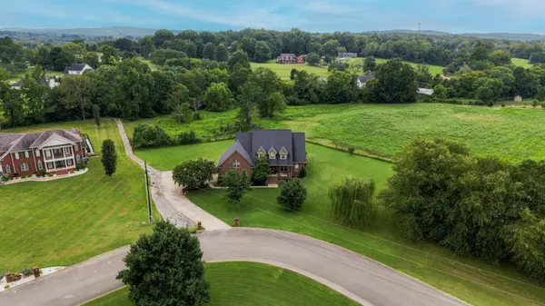 636 Greene Dr, Lebanon, TN 37087
