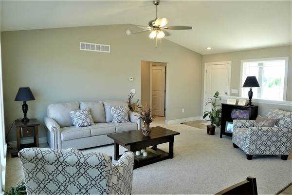 1822 S Stephanie St, Wichita, KS 67207