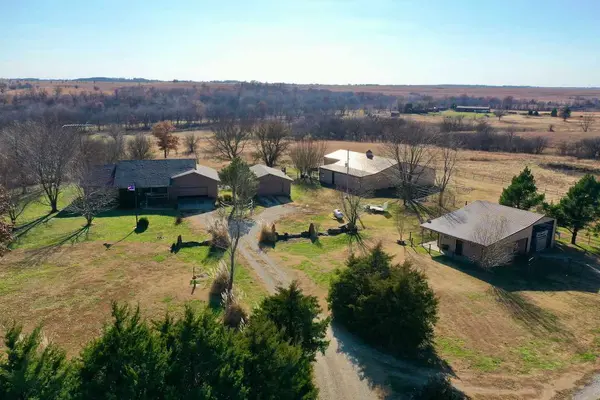 1549B Y Rd, Eureka, KS 67045