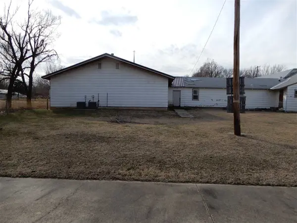 32978 61st. Road, Arkansas City, KS 67005