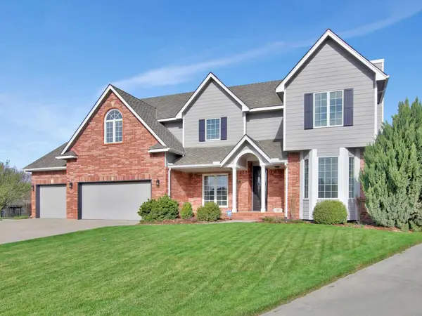 109 N Chelmsford Ct, Wichita, KS 67230
