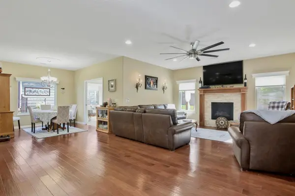 2531 N FAIRWAY CIR, Derby, KS 67037