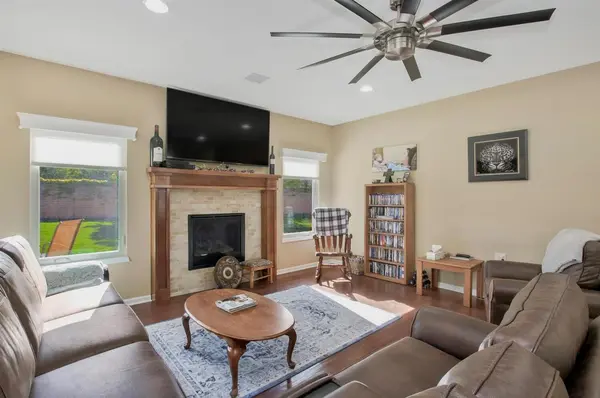 2531 N FAIRWAY CIR, Derby, KS 67037