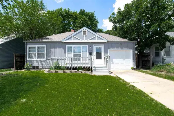 1727 N Payne Ave, Wichita, KS 67203