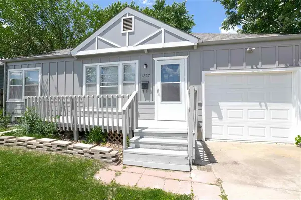 1727 N Payne Ave, Wichita, KS 67203