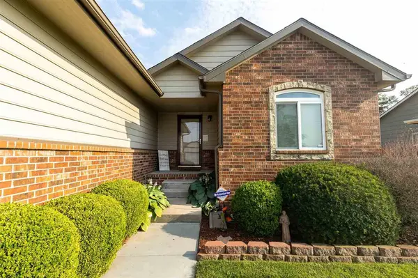 3747 S Westgate St, Wichita, KS 67215