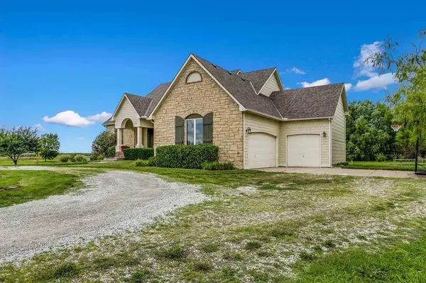 2201 N 189th Cir N, Colwich, KS 67030
