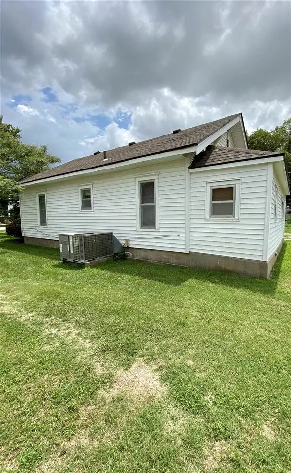 511 N Main, Moline, KS 67353