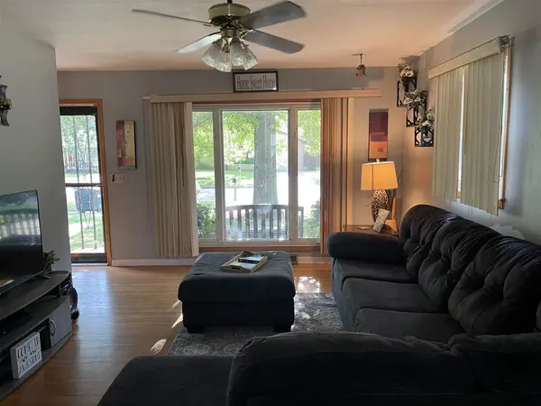818 N Colorado St, Wichita, KS 67212