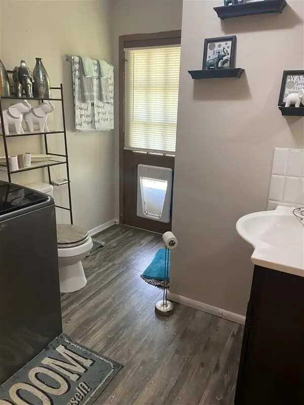 2040 W Pawnee Ct, Wichita, KS 67213-3154