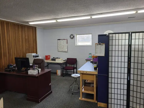 1423 S Summit, Arkansas City, KS 67005