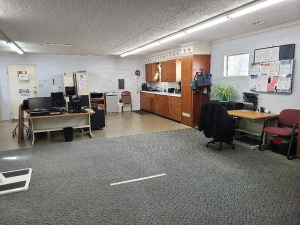 1423 S Summit, Arkansas City, KS 67005
