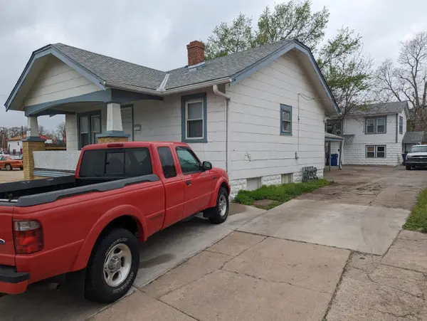 2043 S Broadway Ave, Wichita, KS 67211