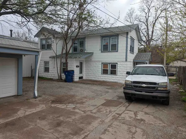 2043 S Broadway Ave, Wichita, KS 67211