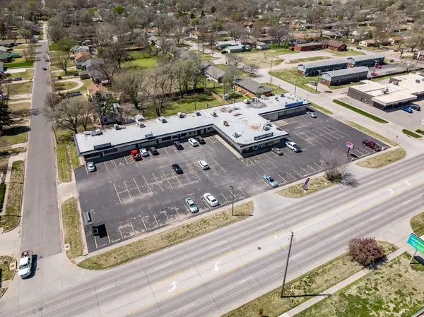 749 N West, Wichita, KS 67203-0000
