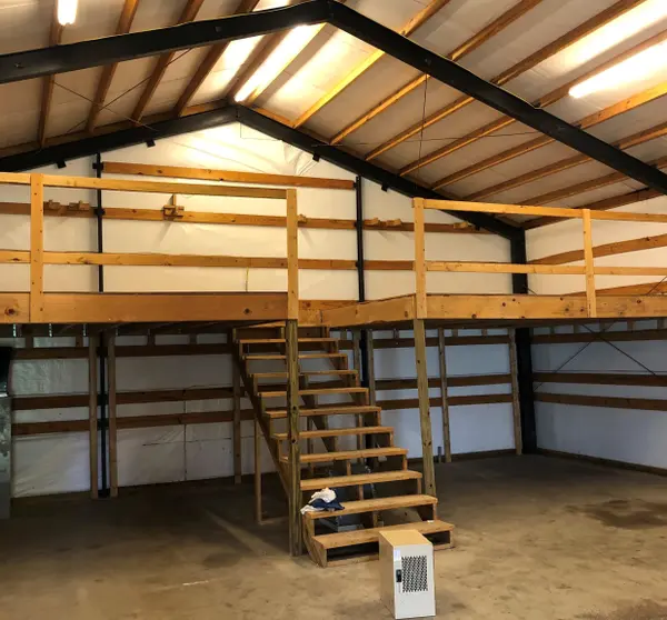 126 E Lafayette St, Andover, KS 67002