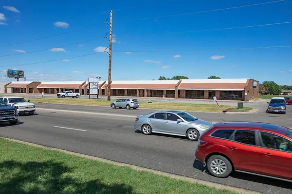2040 S Rock Rd, Wichita, KS 67207