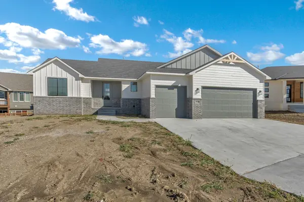 2928 E Burlington Circle, Park City, KS 67219