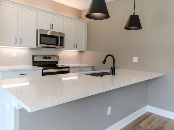 123 S Sunset Dr, Andover, KS 67002